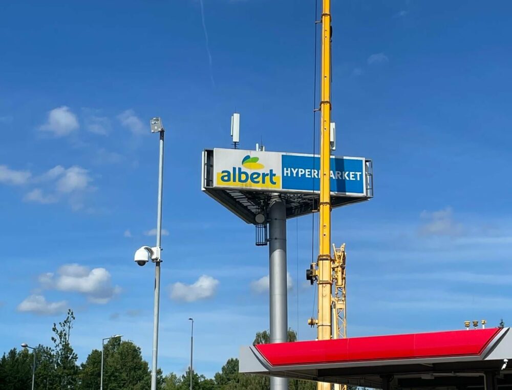 Přestavba supermarketu Albert v Pardubicích